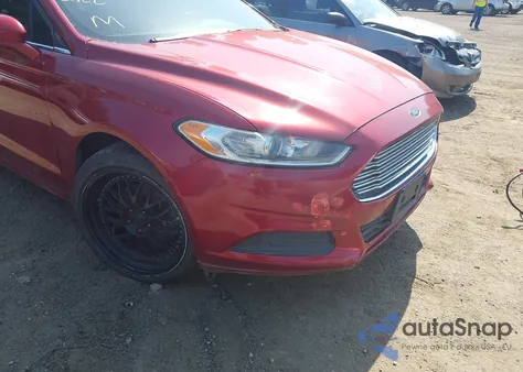 2013 Ford Fusion z USA, uszkodzony, nr VIN 3FA6POH70DR137460